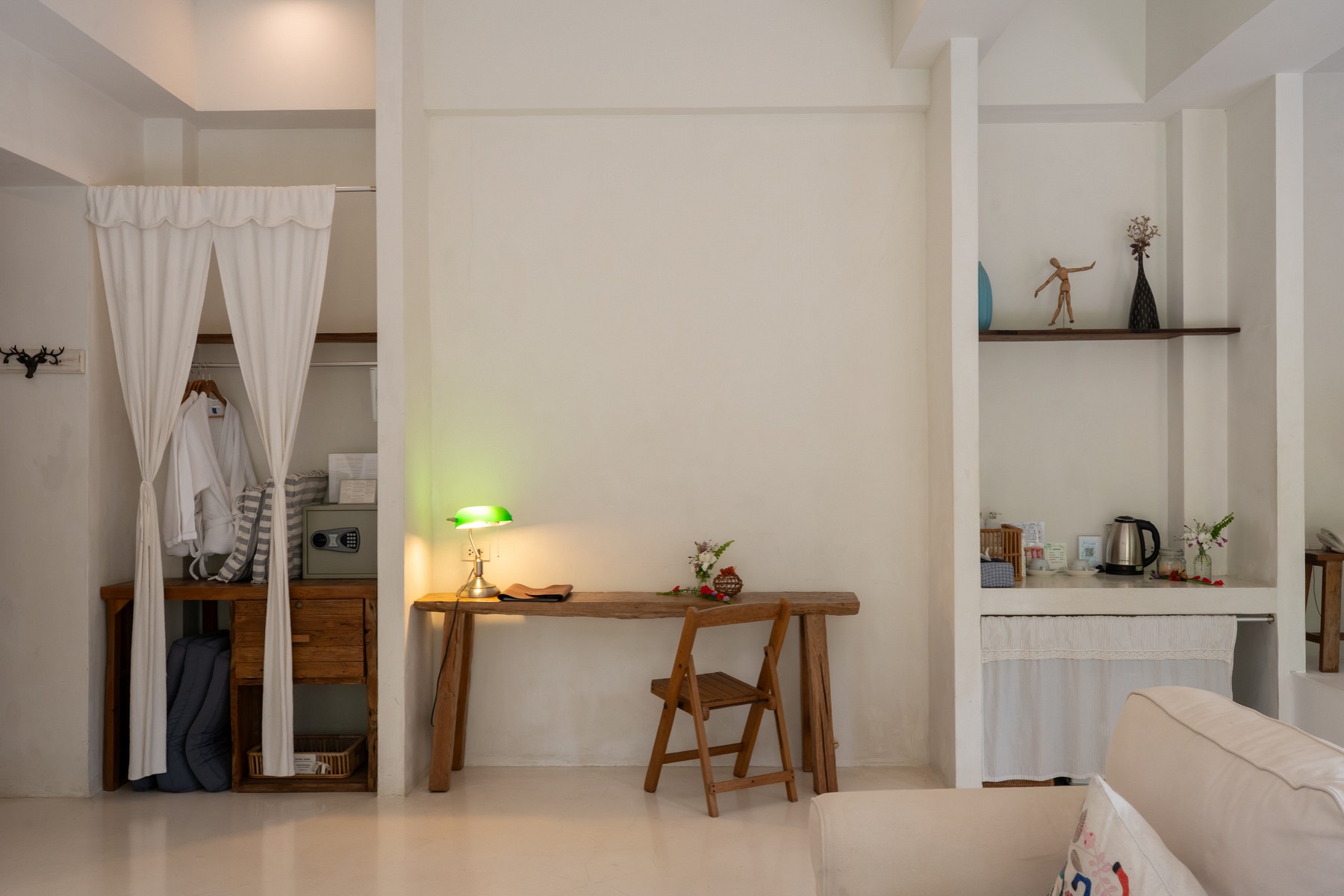 Luxury Suite with Jacuzzi