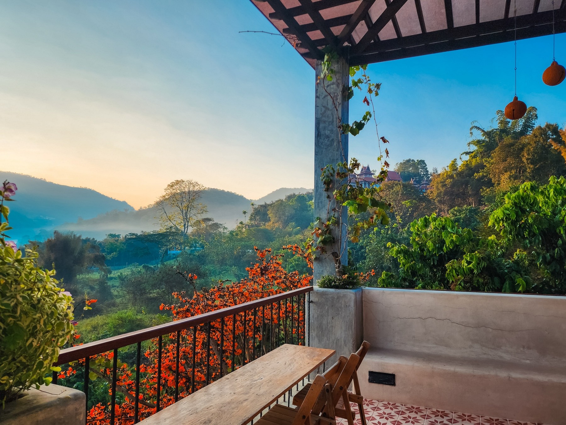 Mountain View Suite with Jacuzzi