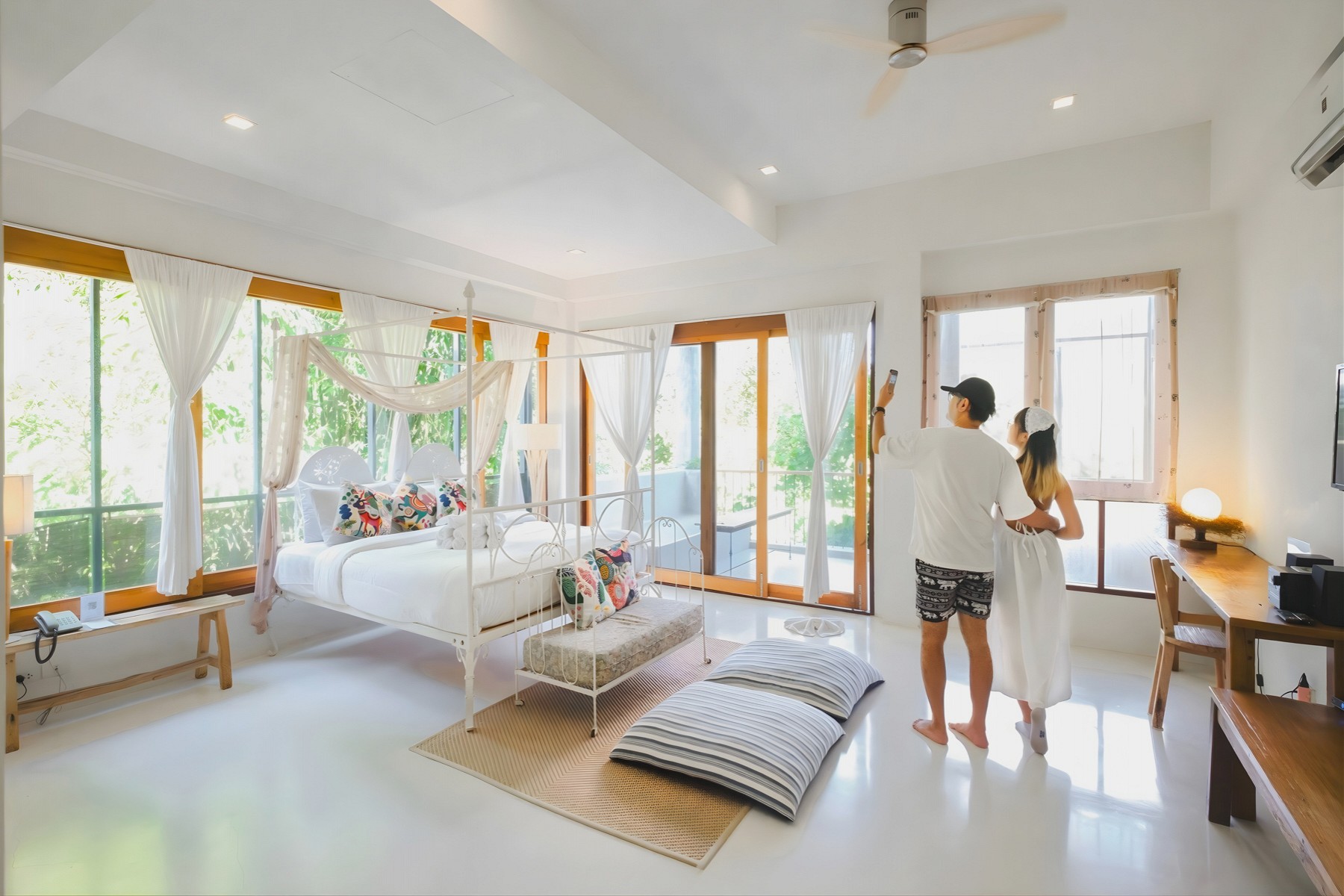 Mountain View Suite with Jacuzzi